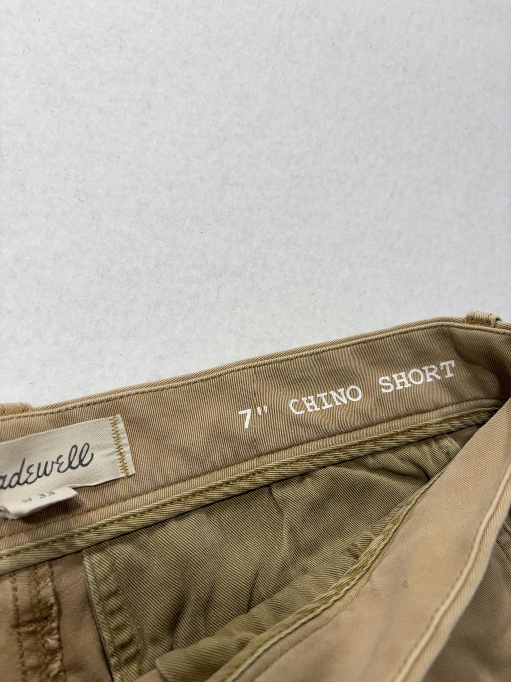 Madewell Chino Shorts Mens 33 Beige 7" Inseam Stretch Flat Front Casual