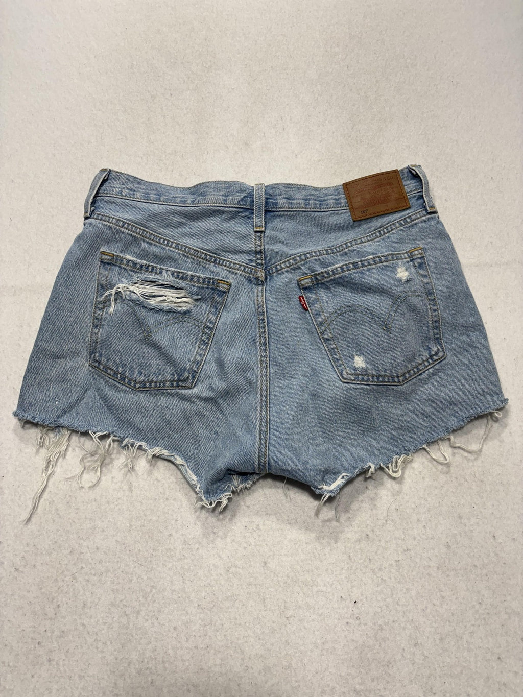 Levi's 501 Shorts Womens 8 Blue Denim High Rise Distressed Cut Off A00432