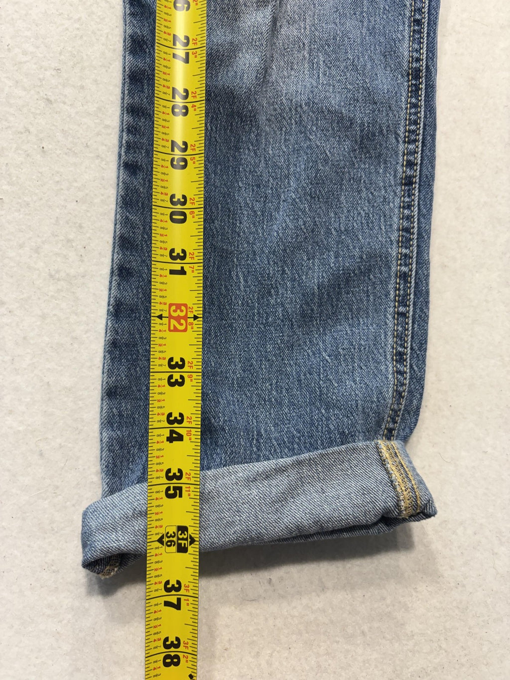 Old Navy Wow Boyfriend Jeans Womens 6 Blue Medium Wash Mid Rise Relaxed 28x27