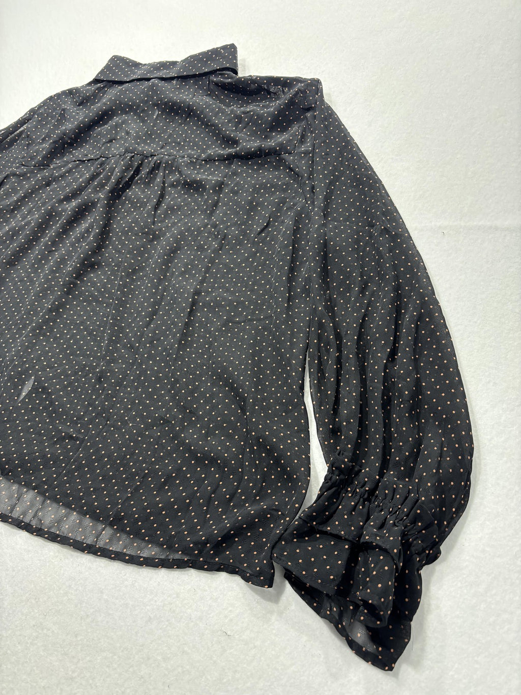 Sonja Betro Blouse Womens 2X Plus Black Polka Dot Ruffle Sleeve Sheer Chiffon