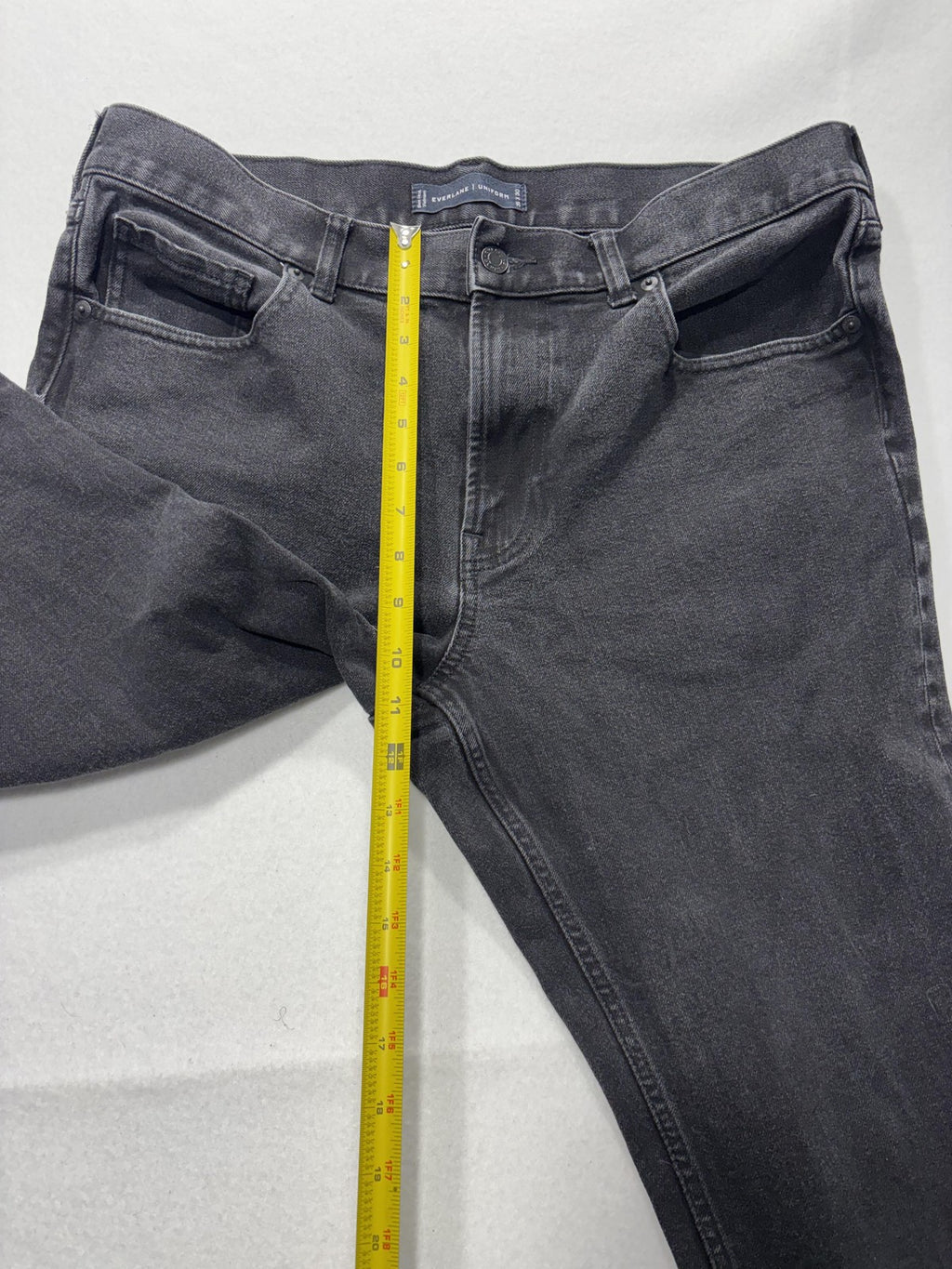 Everlane Uniform The Slim Jeans Mens 35x30 Gray Charcoal Wash Tapered Stretch