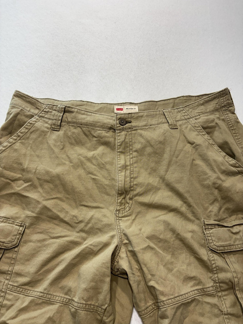 Wrangler Mens Relaxed Fit Cargo Shorts 40 Beige Canvas Stretch Hiking 11231492f