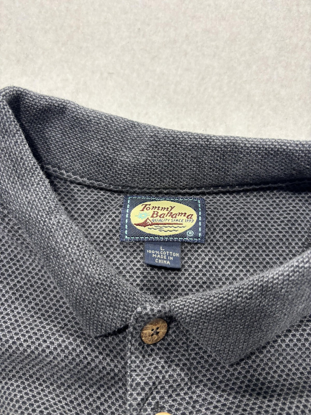 Tommy Bahama Polo Shirt Mens Large Gray Geometric Cotton Knit Short Sleeve Logo