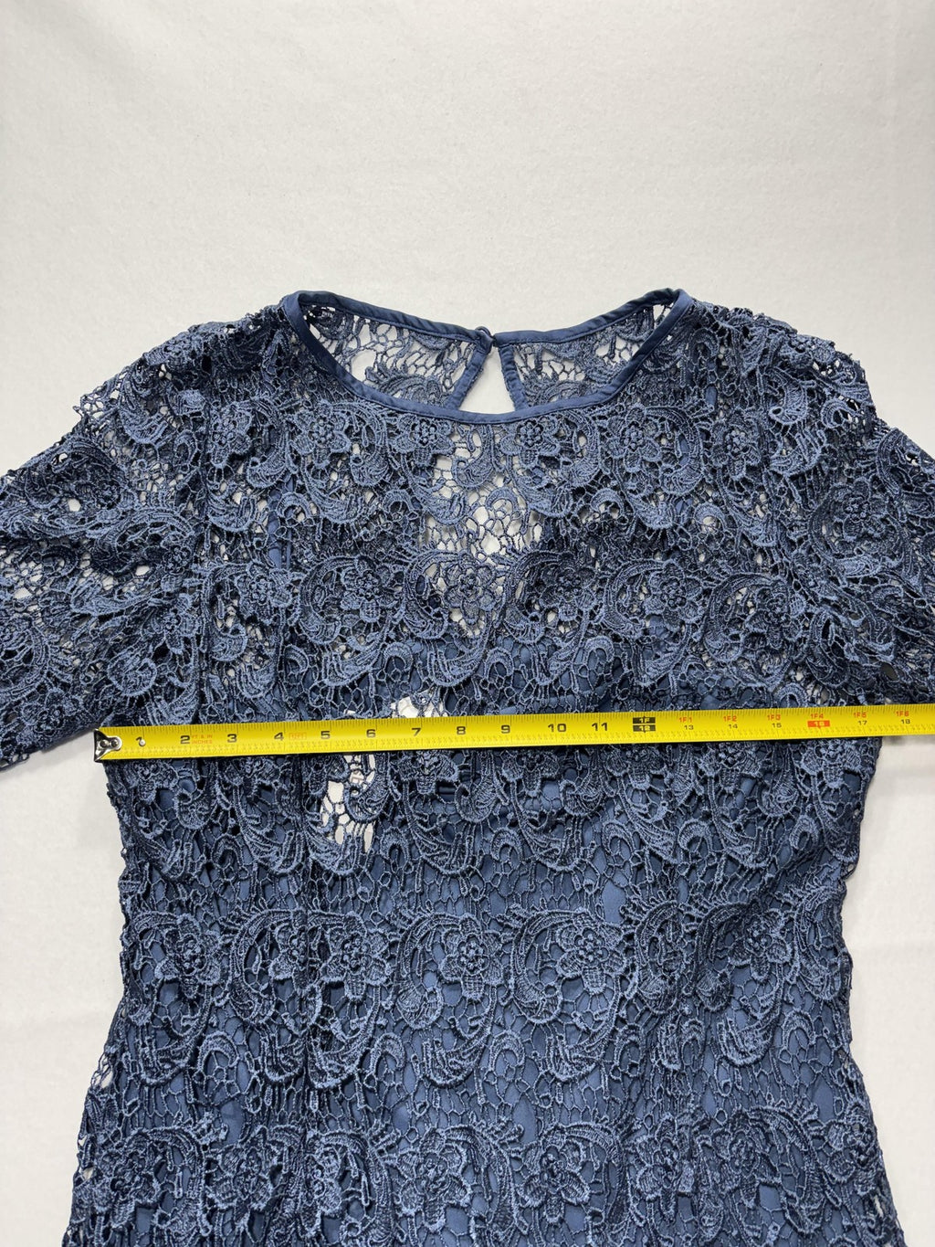 Dressbarn Dress Womens 14 Blue Floral Lace Short Sleeve Sheath Party Cocktail