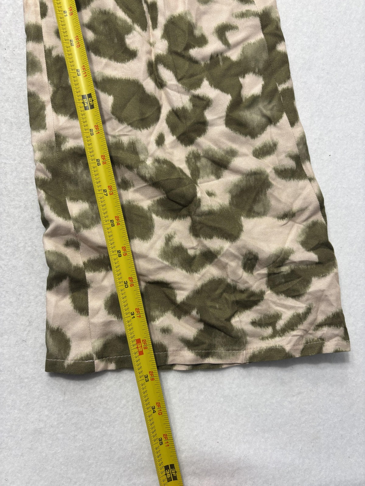 Luisa Cerano Dress Pants Womens 4 Pink Green Animal Print Wide Leg Pull On