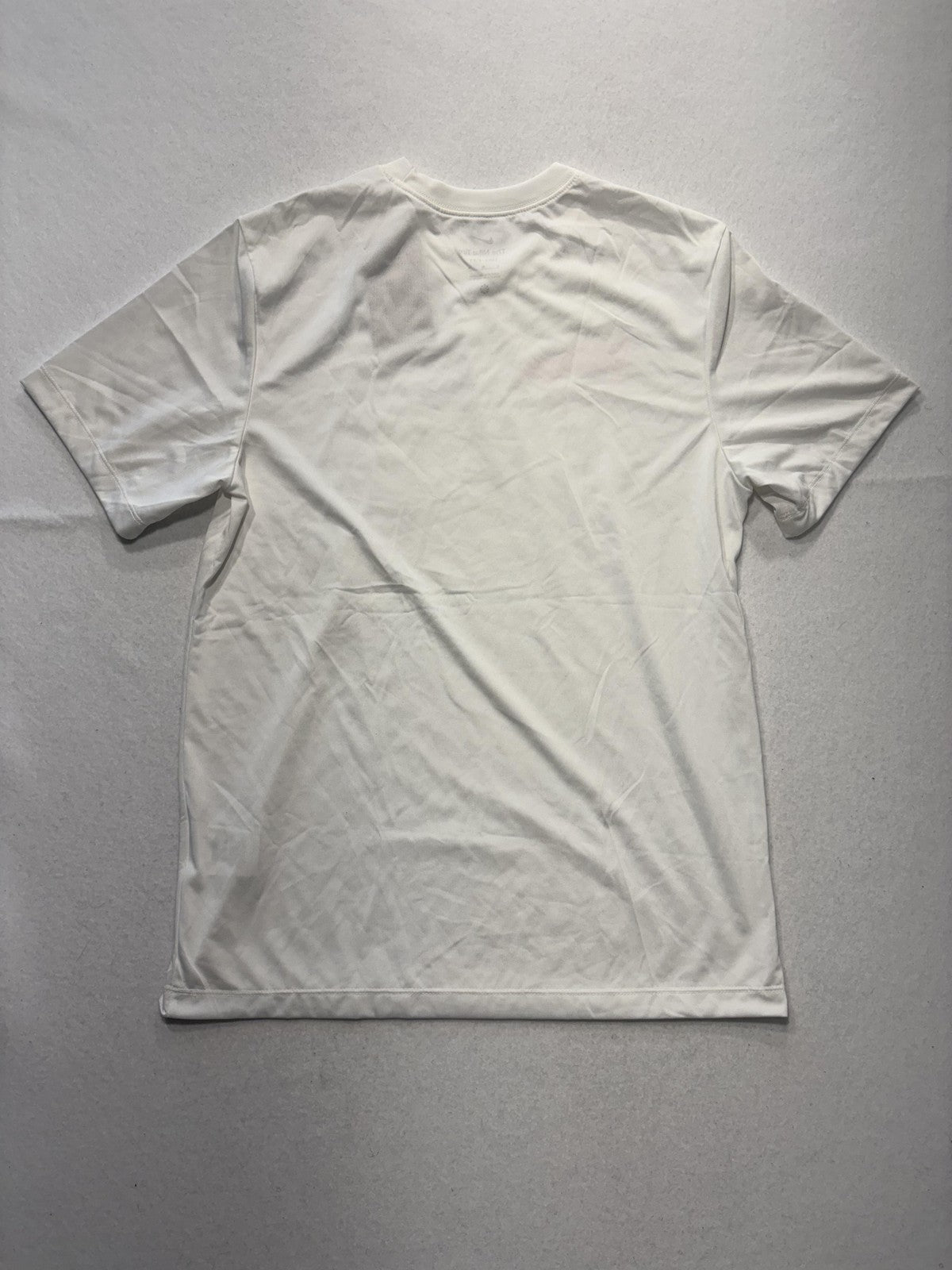 Nike Dri-FIT Shirt Mens Medium White The Nike Tee Training Graphic Logo Athletic