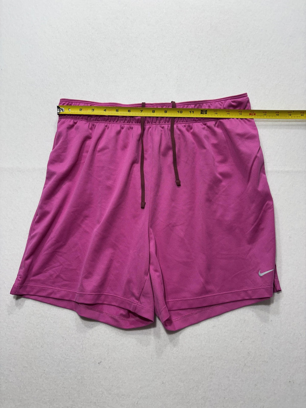 Nike Shorts Mens 34 Pink Dri-FIT 7" Inseam Running Quick Dry Mesh Lightweight