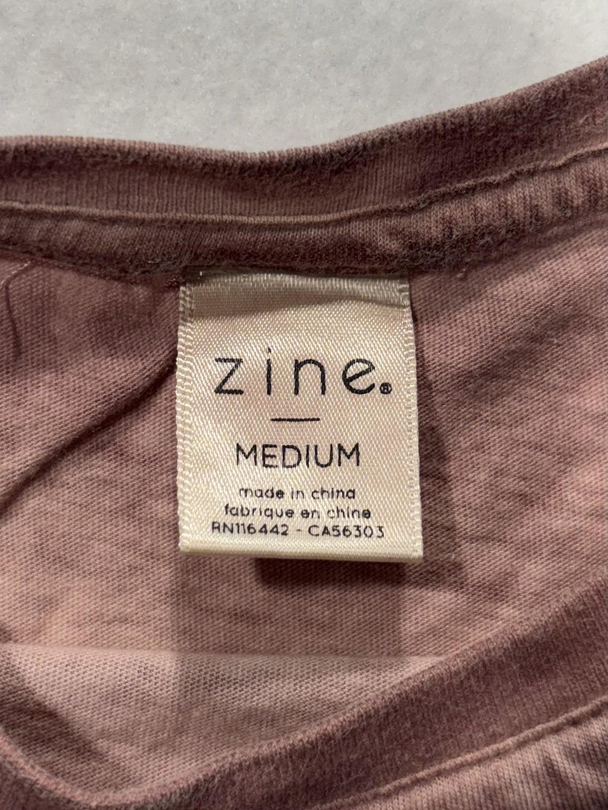 Zine Shirt Mens Medium Pink Crew Neck Short Sleeve Basic Tee Casual Solid