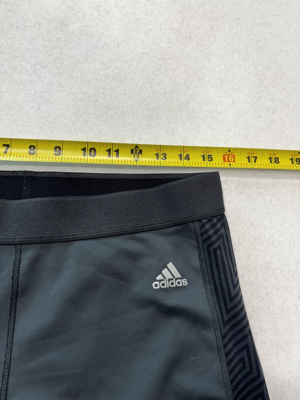 Adidas Leggings Mens XL Gray Techfit Compression 3/4 Length Athletic Running