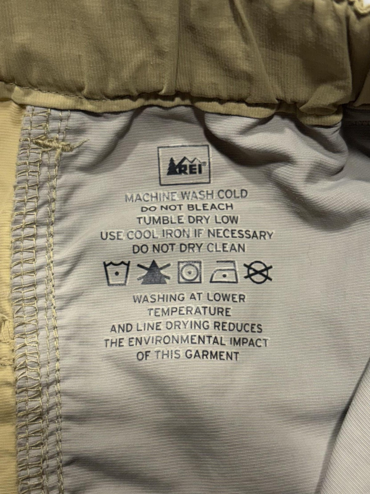 REI Convertible Cargo Pants Mens Medium Beige Nylon Elastic Waist UPF 50 Hiking