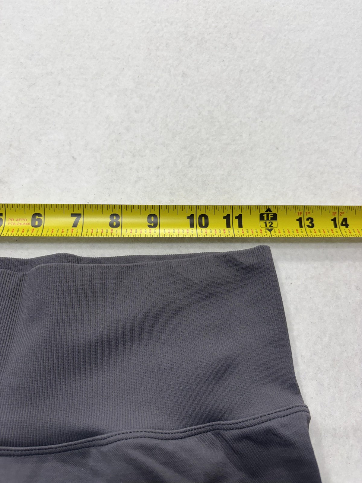 Unbranded Gray High Rise Ruched Back Shaping Leggings Womens Medium 24 Inseam