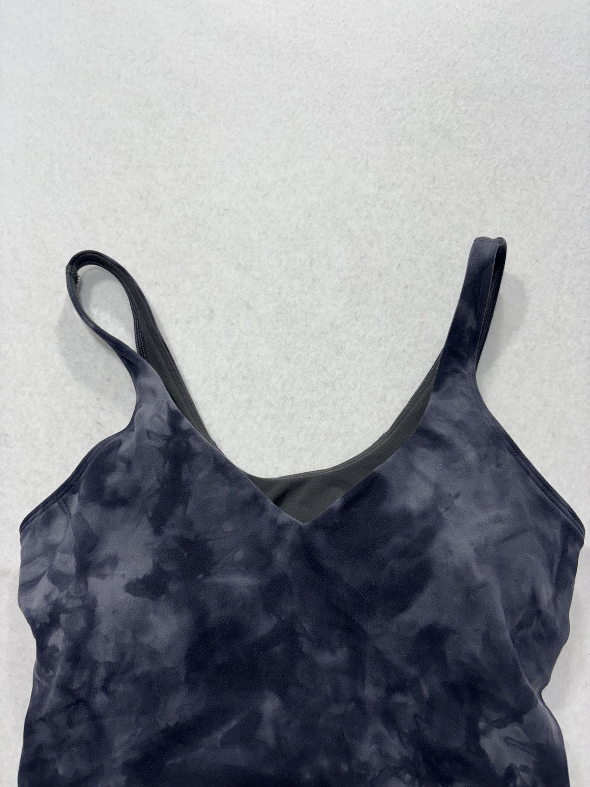Lululemon Sports Bra Womens 6 Gray Tie Dye Longline V Neck Yoga Athletic Top