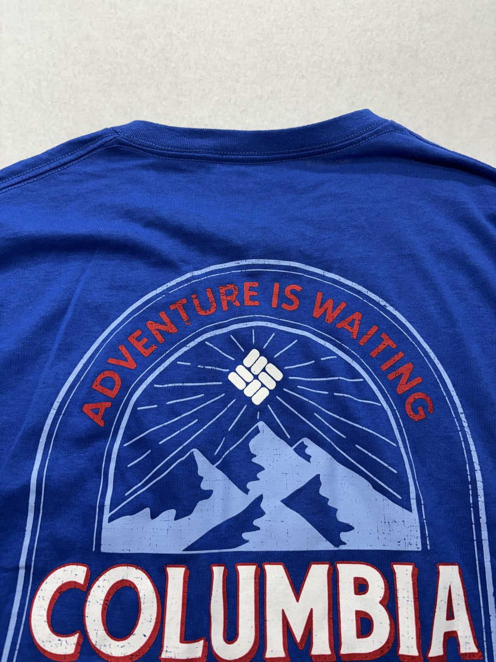 Columbia Shirt Mens Large Blue Adventure Is Waiting Long Sleeve Graphic Tee