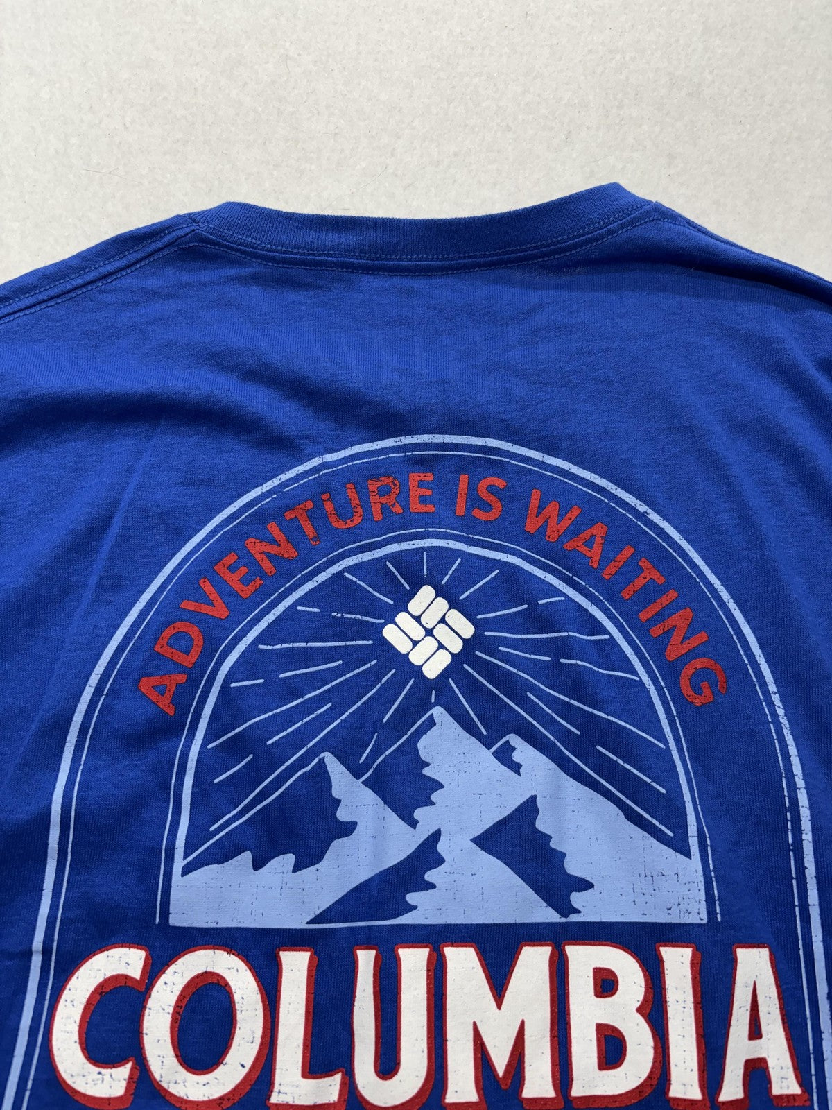 Columbia Shirt Mens Large Blue Adventure Is Waiting Long Sleeve Graphic Tee