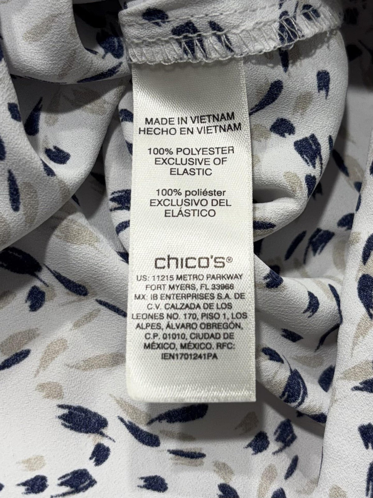 Chico's Blouse Womens 2 White Floral V Neck 3/4 Bell Sleeve Lightweight Tunic