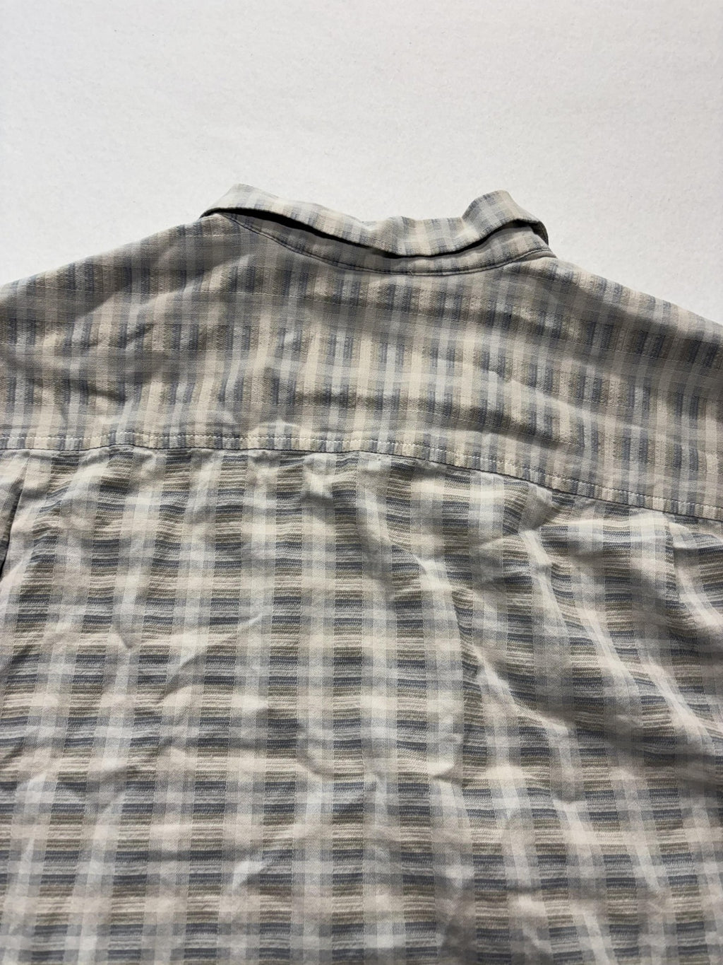 Tommy Bahama Shirt Mens Medium Gray Plaid Silk Cotton Short Sleeve Button Up