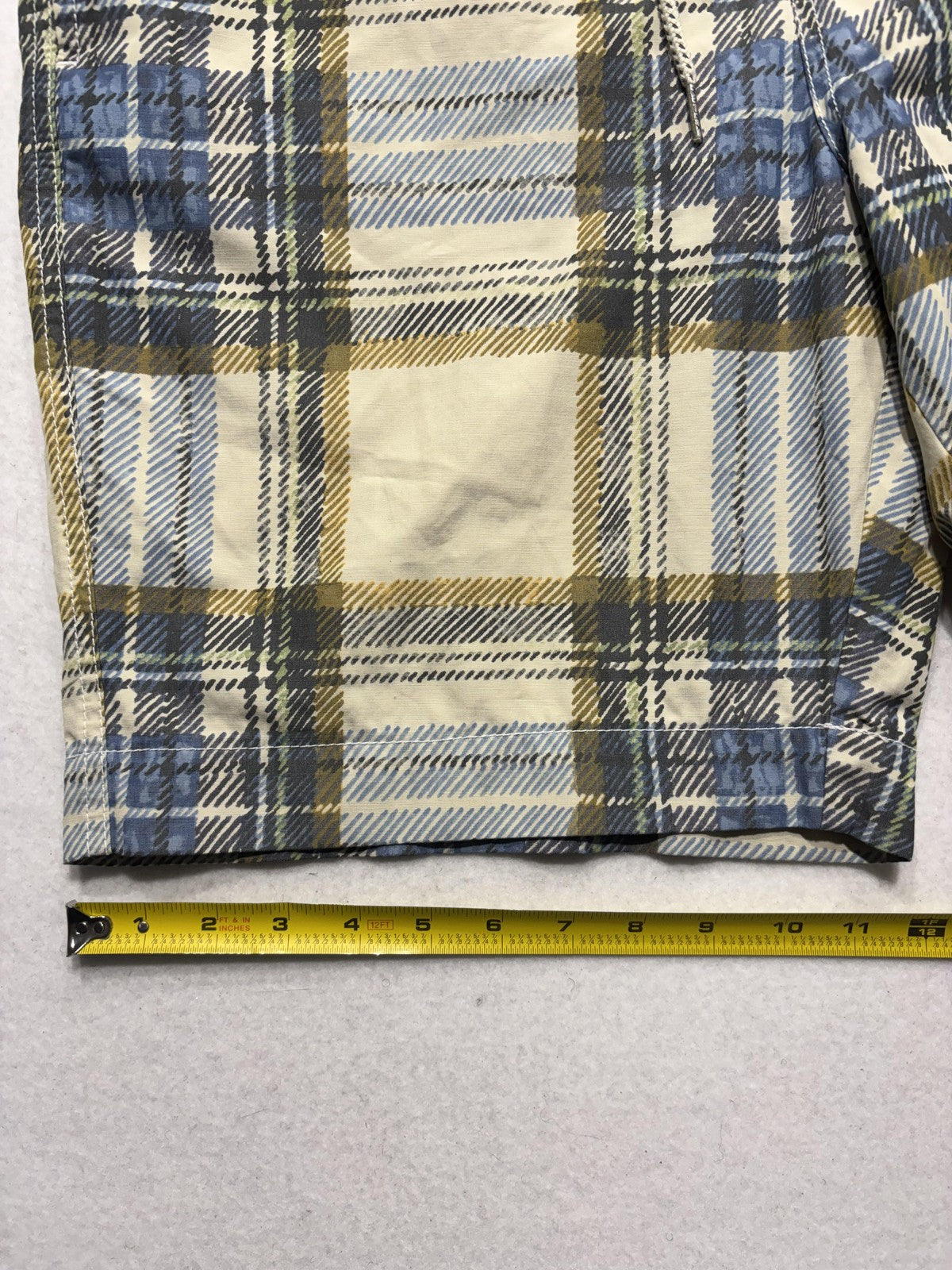 Tommy Bahama Swim Shorts Mens Large Beige Plaid Elastic Waist Lined Lightweight