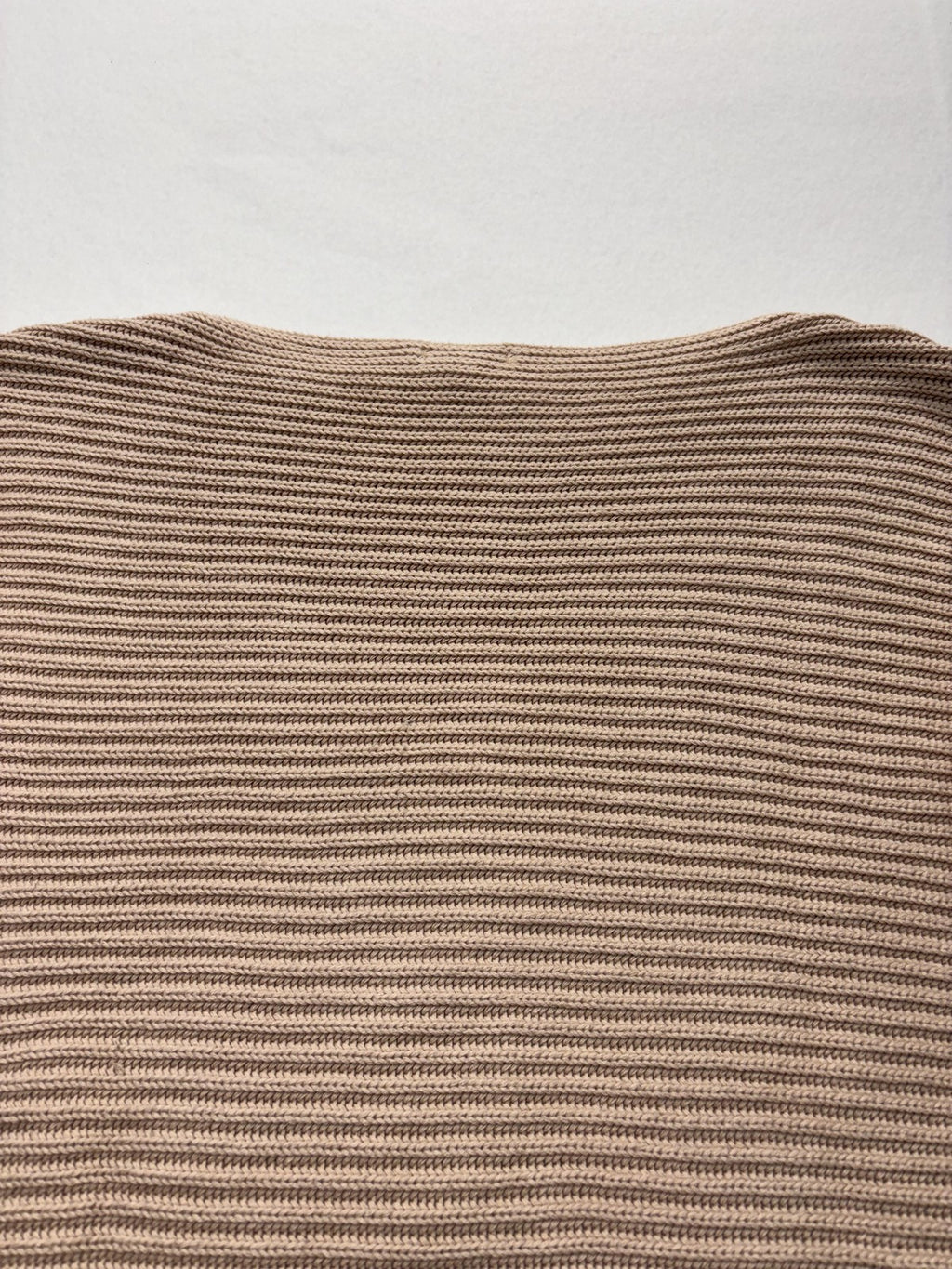 Vince Camuto Sweater Womens Medium Beige Textured Knit Boat Neck Pocket Pullover