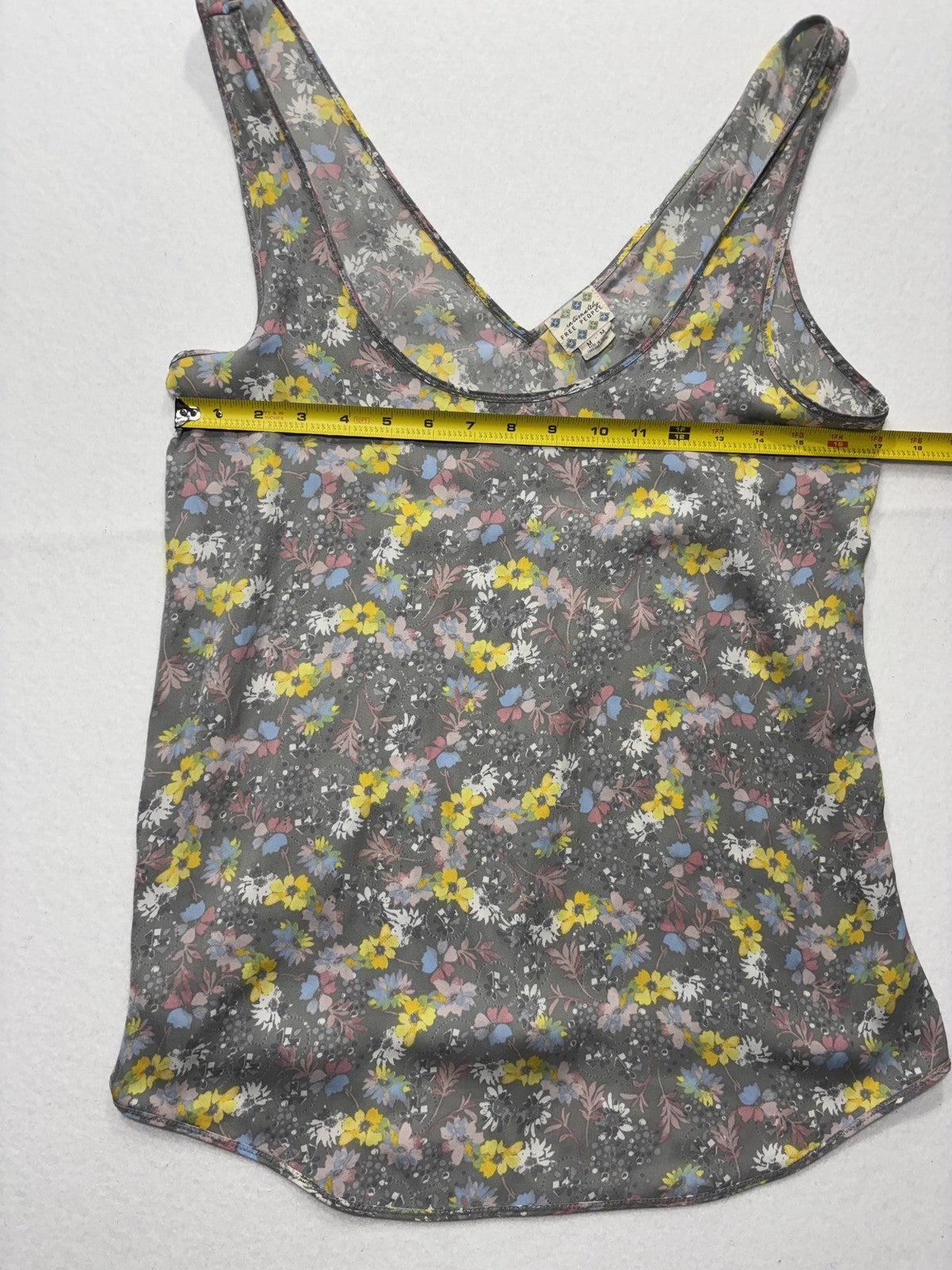 Free People Camisole Tank Top Womens M Gray Floral Intimately Stretch Jersey