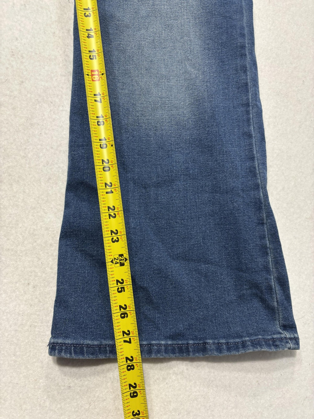 Old Navy Wow Flare Jeans Womens 20 Short Medium Wash High Rise Stretch 36x29