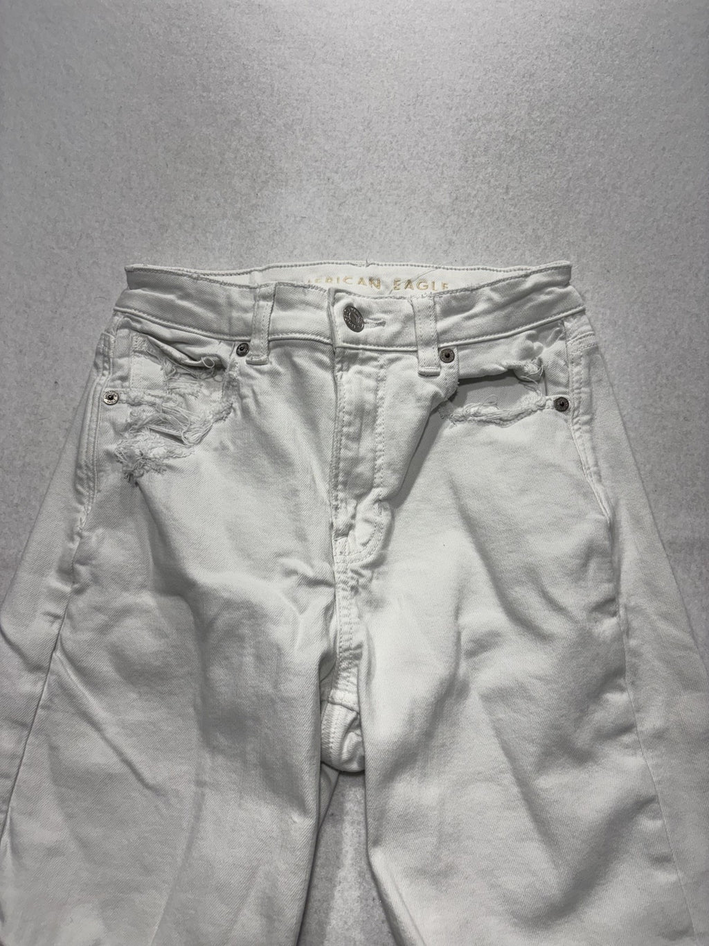 American Eagle Mom Straight Jeans Womens 0 White High Rise Distressed 28x29
