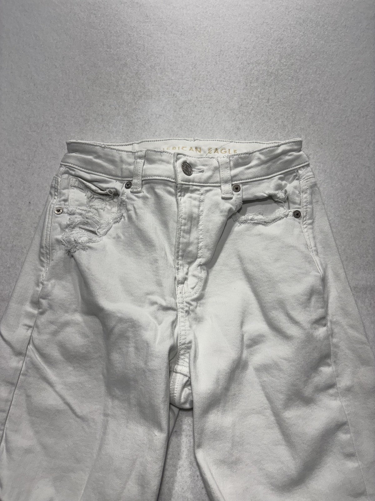 American Eagle Mom Straight Jeans Womens 0 White High Rise Distressed 28x29