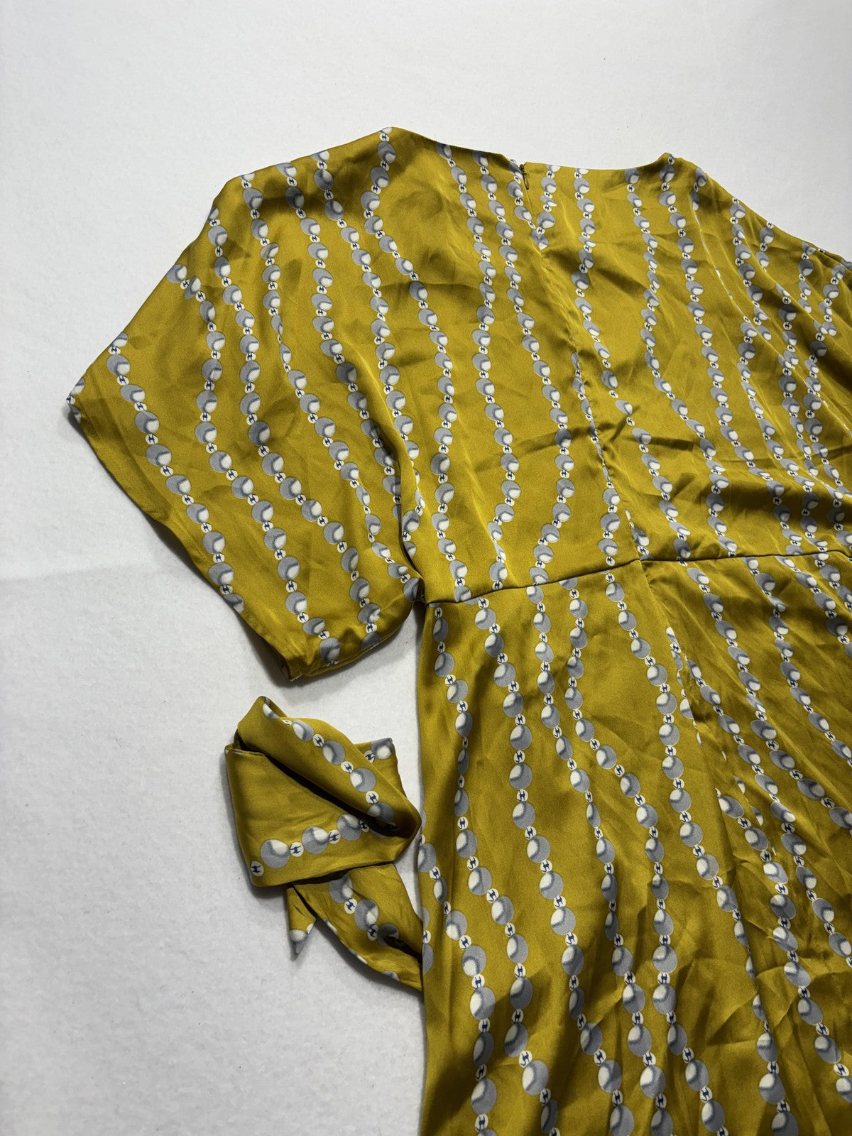 Vertigo Paris Dress Womens XL Yellow Floral Scoop Neck Kimono Sleeve Belted