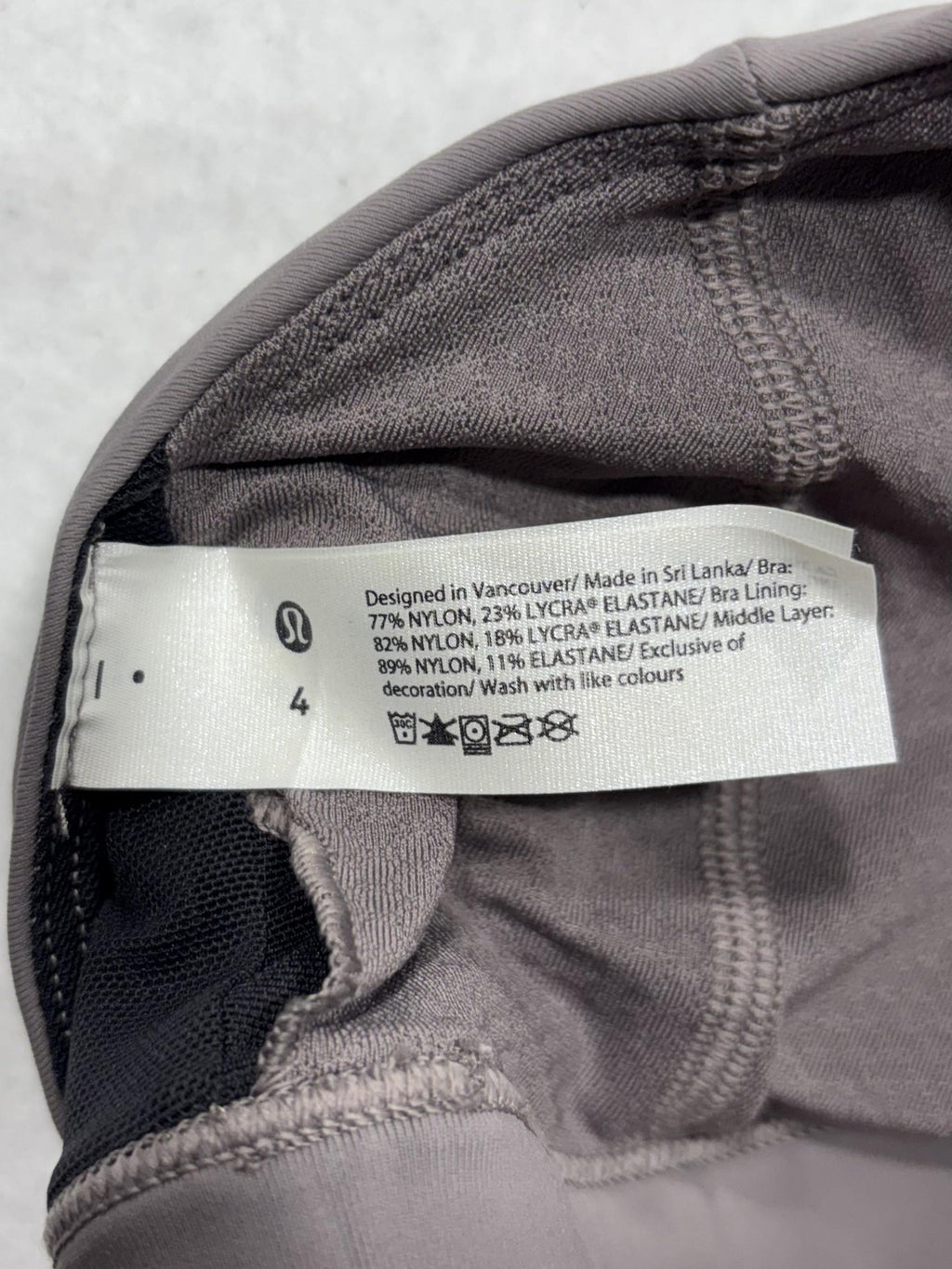 Lululemon Sports Bra Womens 4 Gray Pink Strappy Crossback Medium Support Yoga