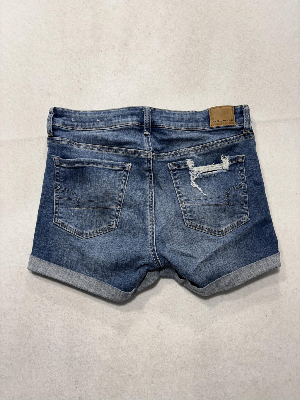 American Eagle Outfitters Shorts Womens 8 Blue Denim 4" Inseam Cuffed Stretch