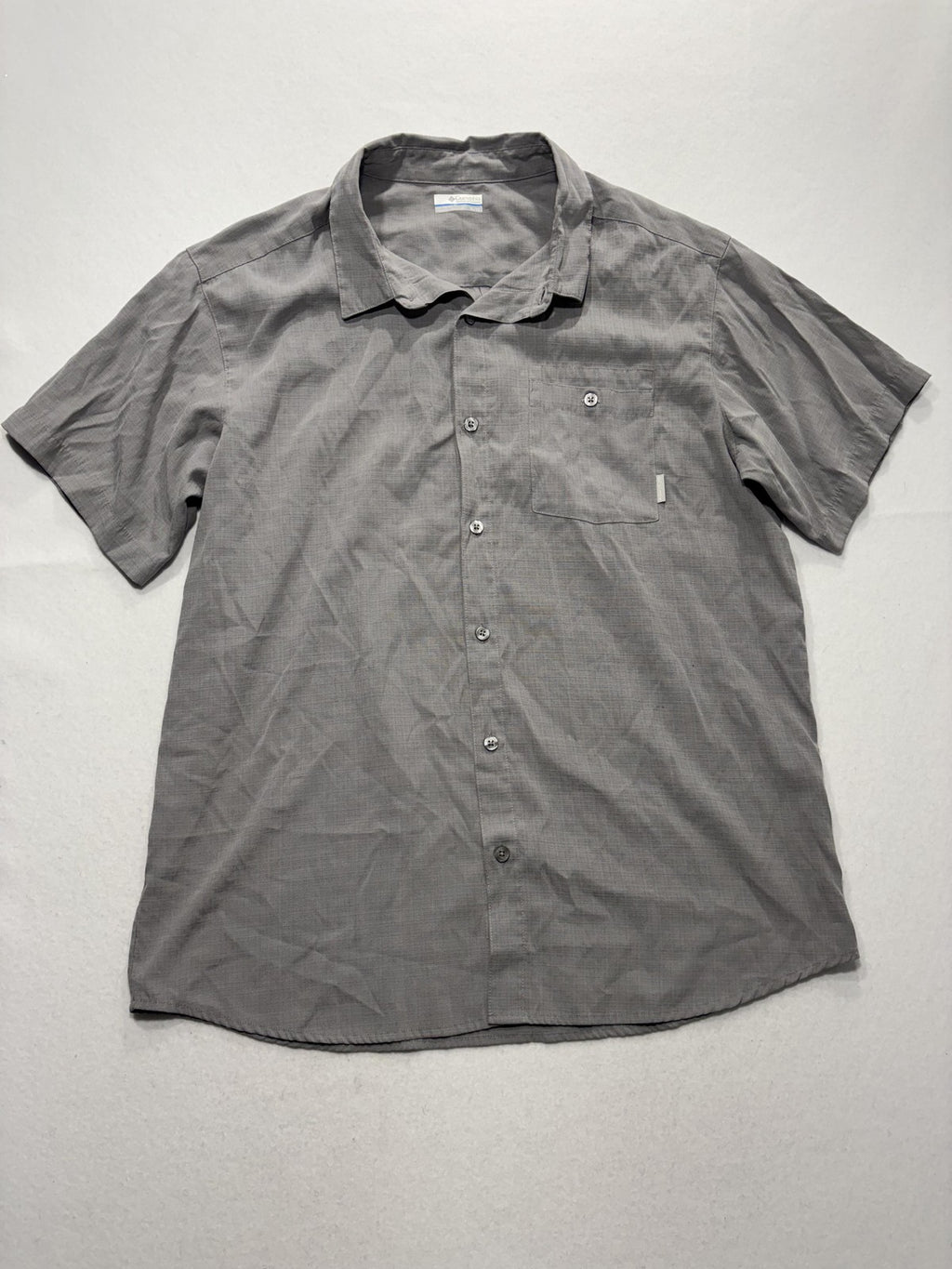 Columbia Shirt Mens XL Gray Check Short Sleeve Button Up Lightweight Casual