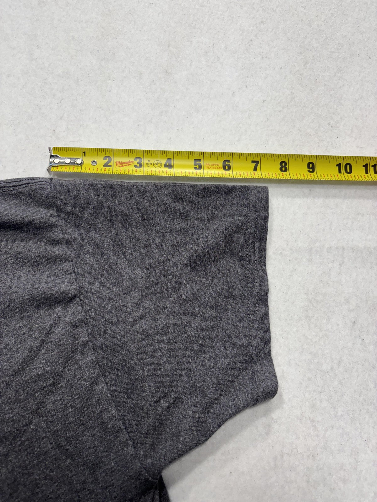 Shirt Mens Medium Gray Crew Neck Short Sleeve Tee Basic Casual Lightweight