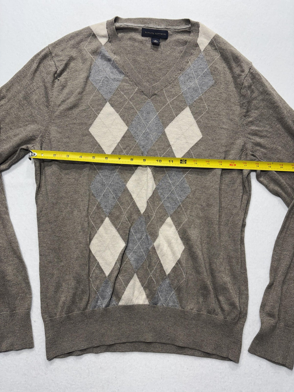 Banana Republic Sweater Mens Medium Brown Argyle V Neck Silk Blend Knit Pullover