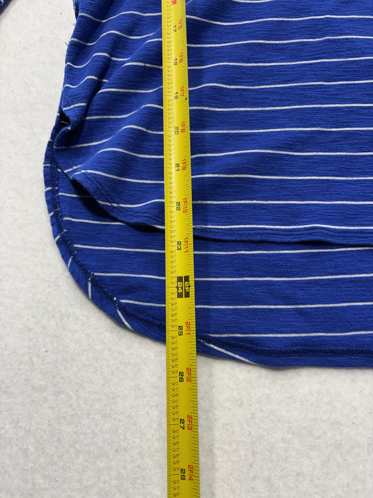 Tommy Bahama Shirt Womens Medium Blue Stripe Crew Neck 3/4 Sleeve Tunic Top