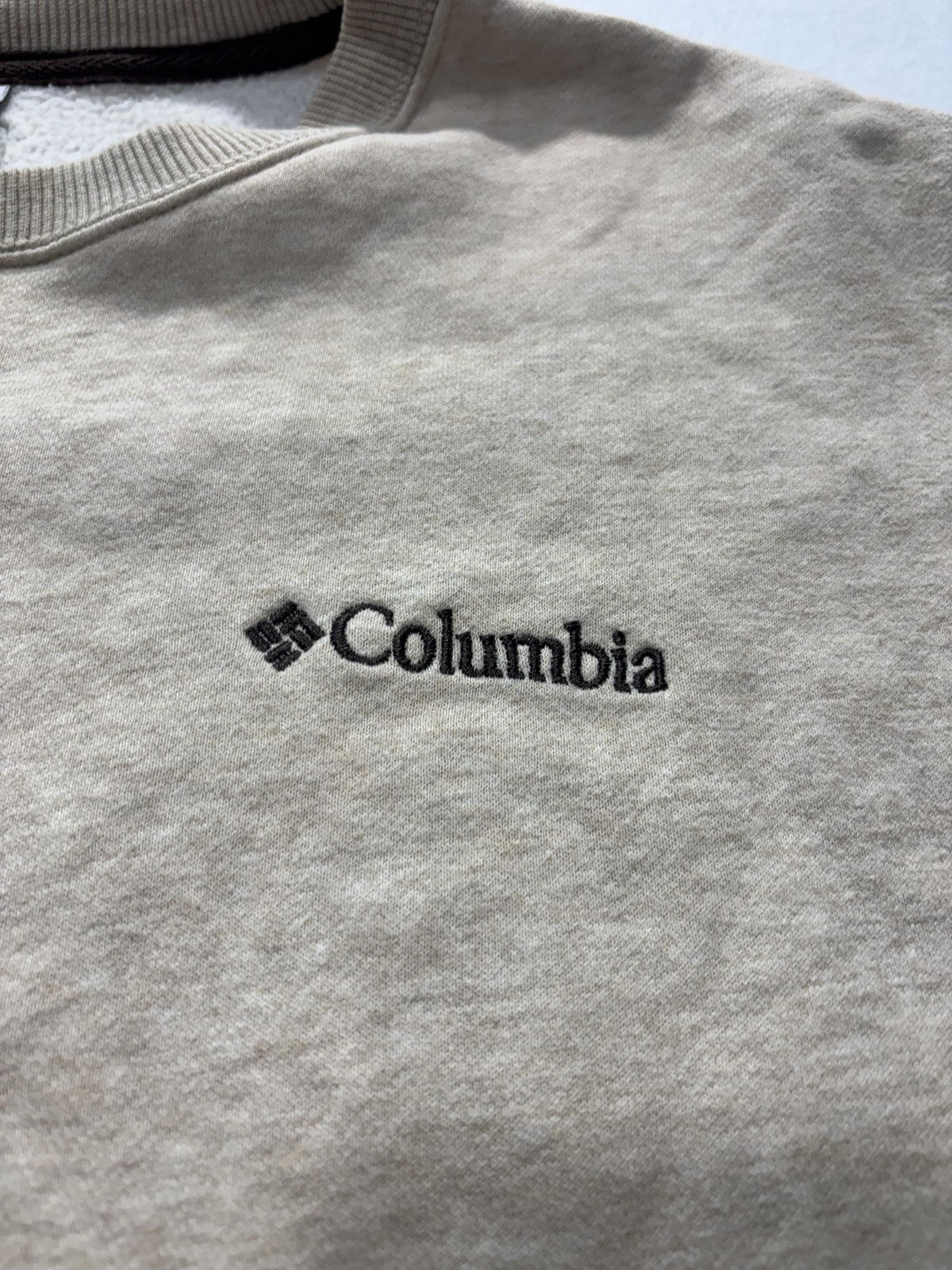 Columbia Sweatshirt Mens Large Beige Fleece Crew Neck Pullover Logo Outdoor