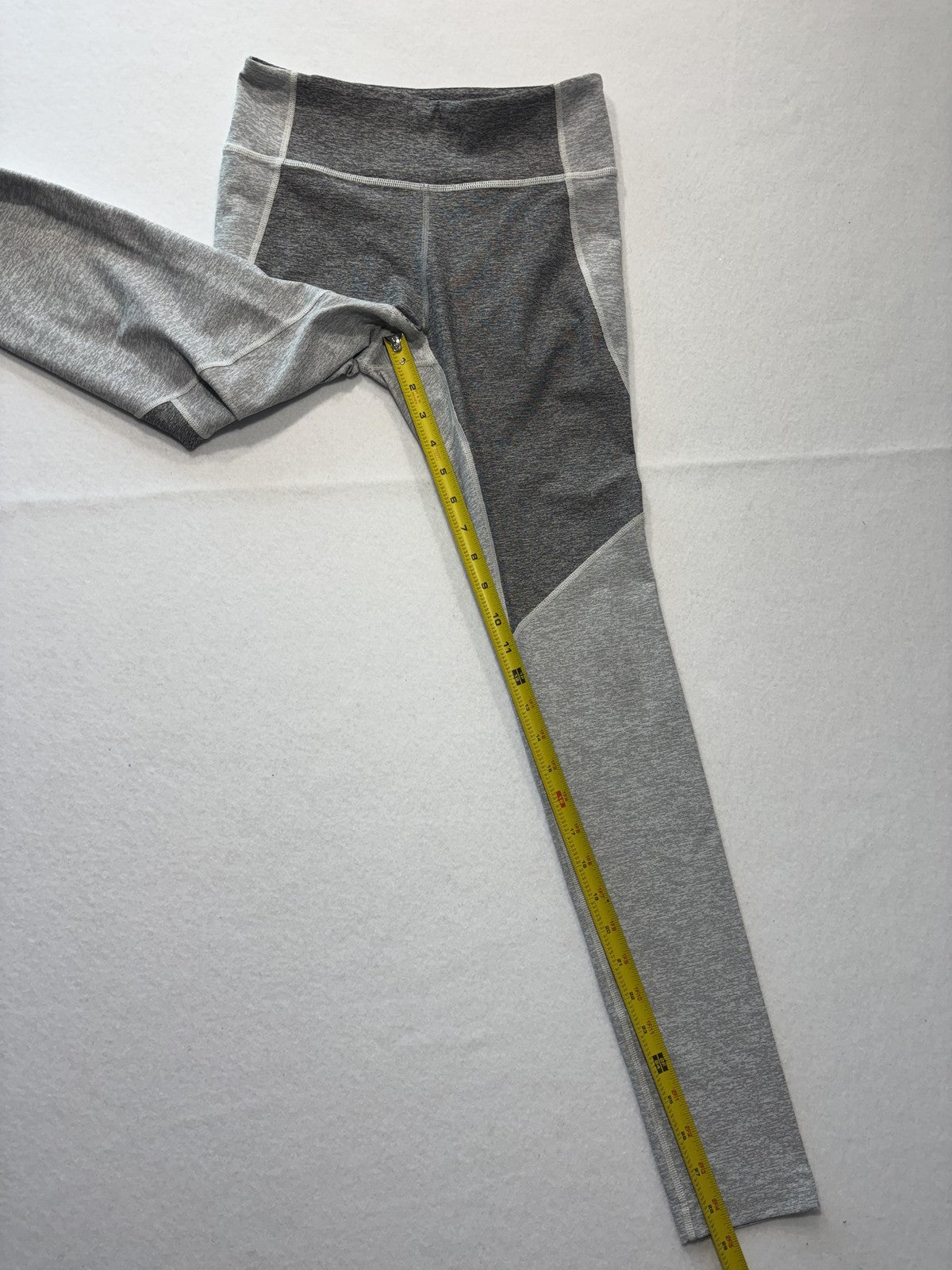 Outdoor Voices Leggings Womens Small Gray Colorblock Stretch Knit Ankle