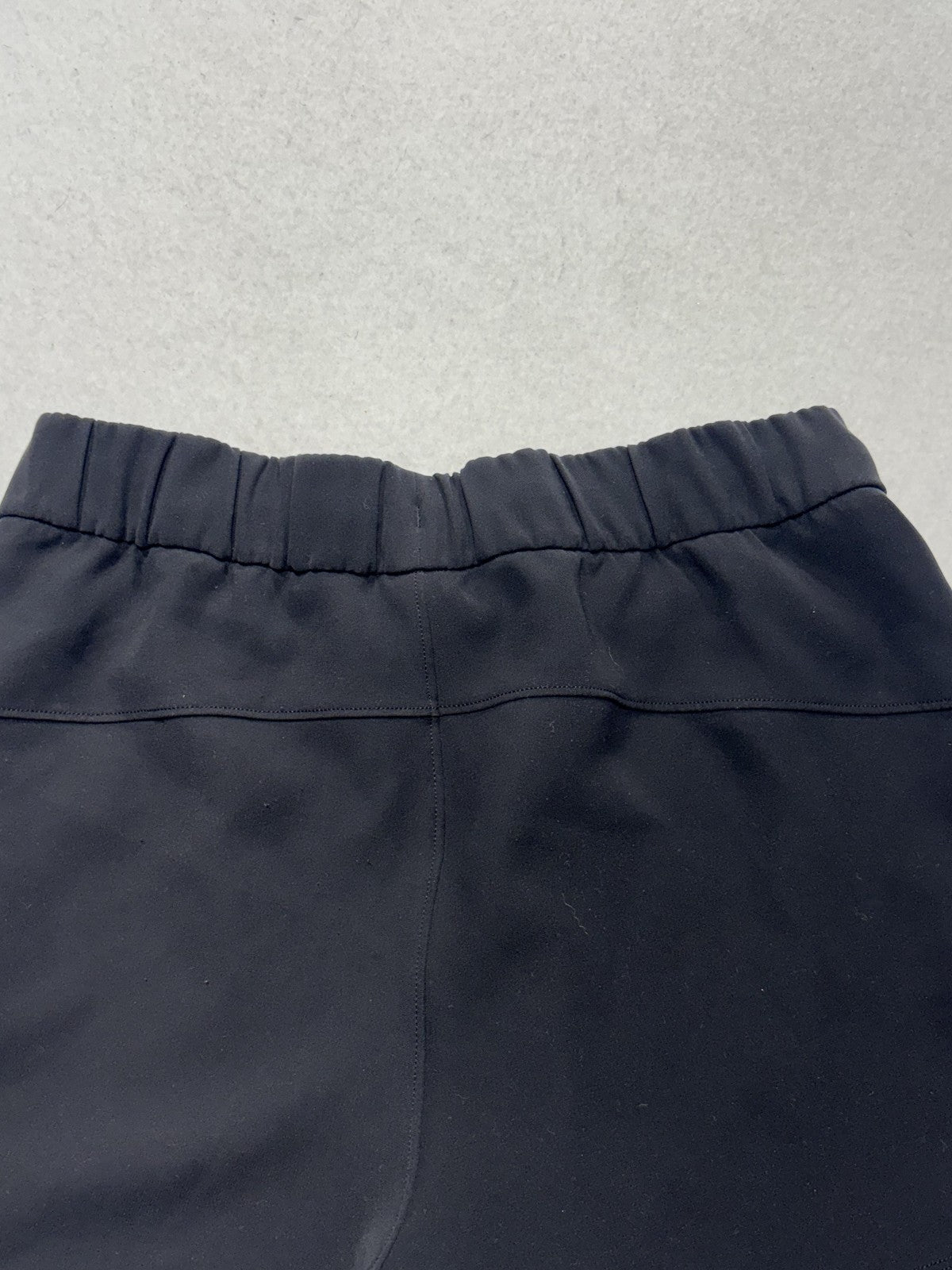 Lululemon Running Shorts Womens 6 Black 3" Inseam Drawstring Pockets Athletic