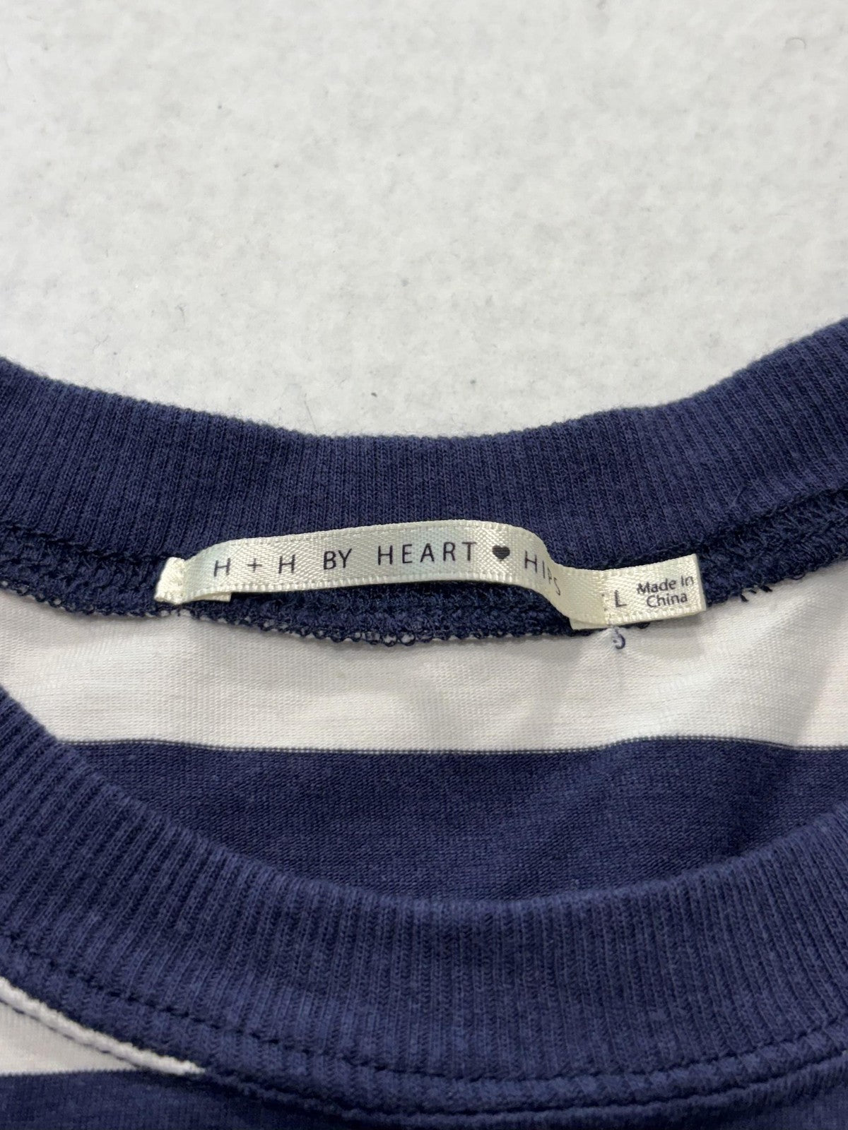 H + H BY HEART Shirt Unisex Kids L Blue White Stripe Crew Neck Tee Short Sleeve