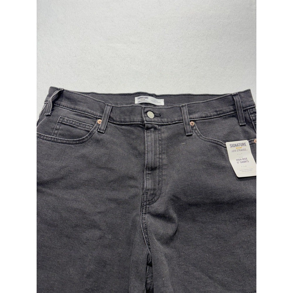 Signature By Levi Strauss & Co Shorts Womens 12 Gray High Rise 5" Cut Off Denim