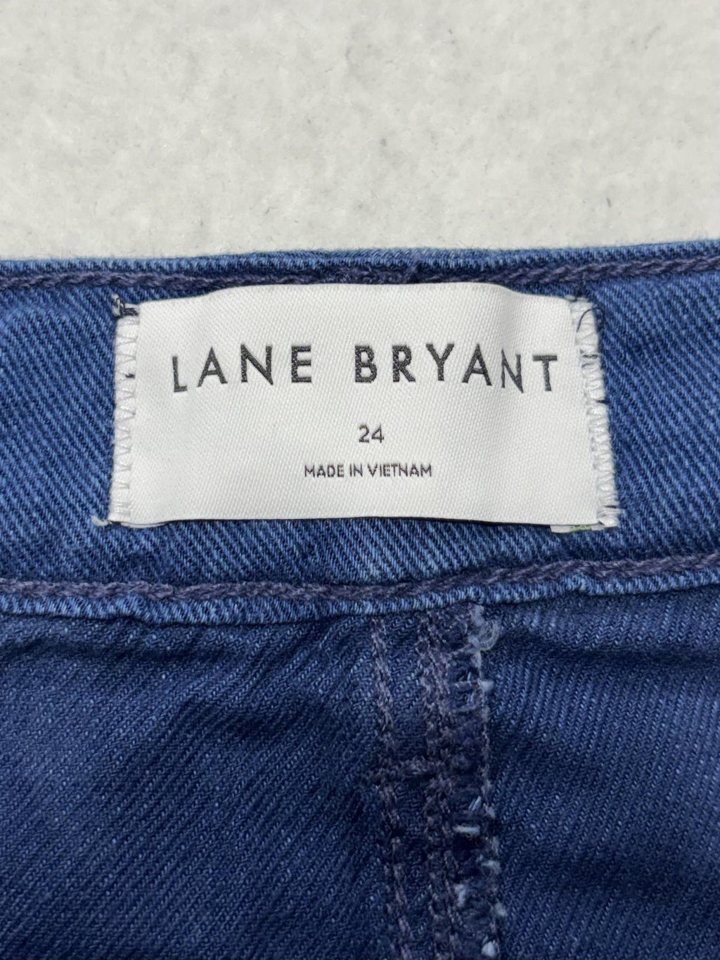 Lane Bryant Shorts Womens 24 Blue Denim Mid Rise Floral Tropical Cut Off