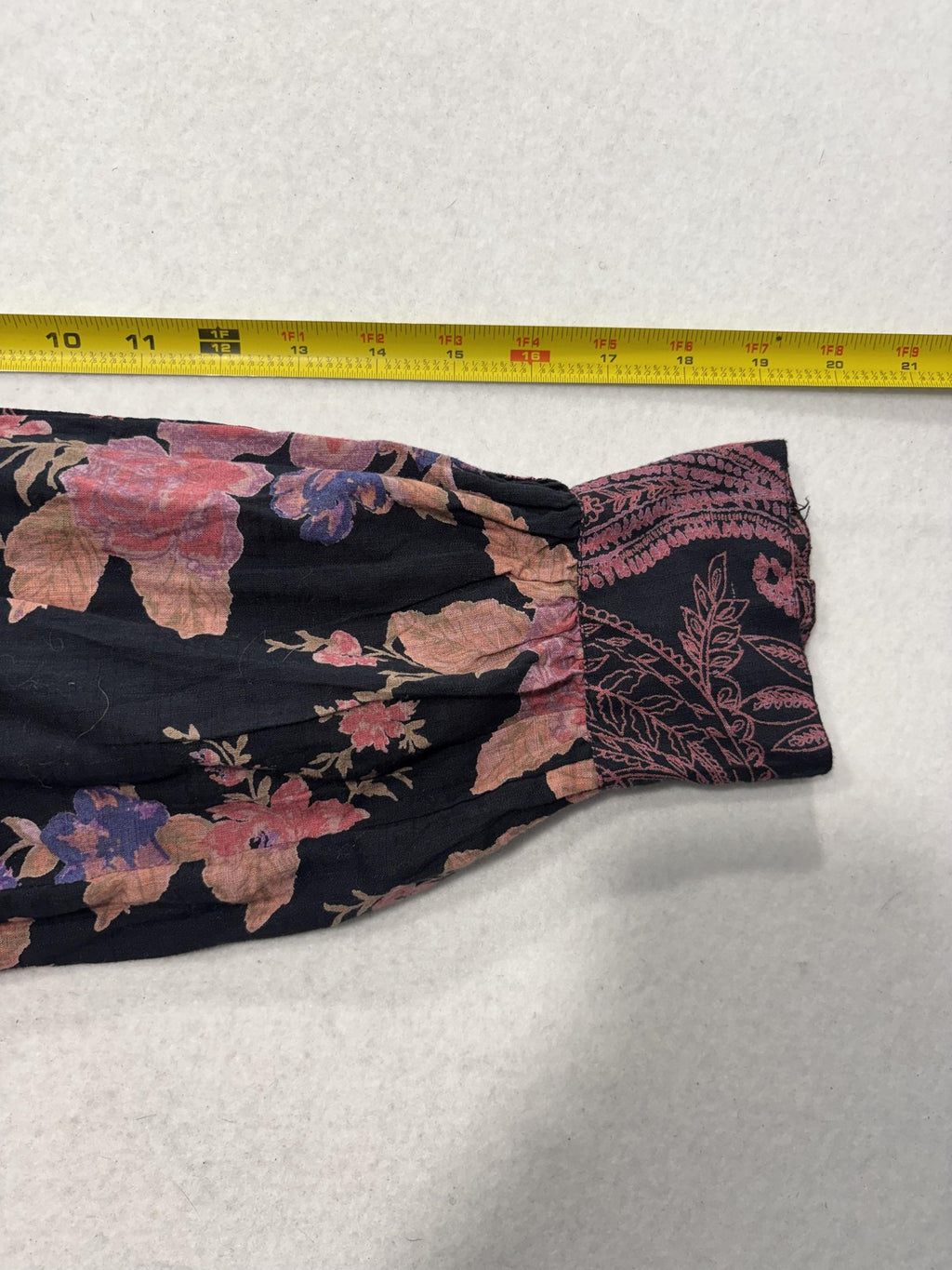 Free People Blouse Womens Medium Black Floral Round Neck Button Long Sleeve Top