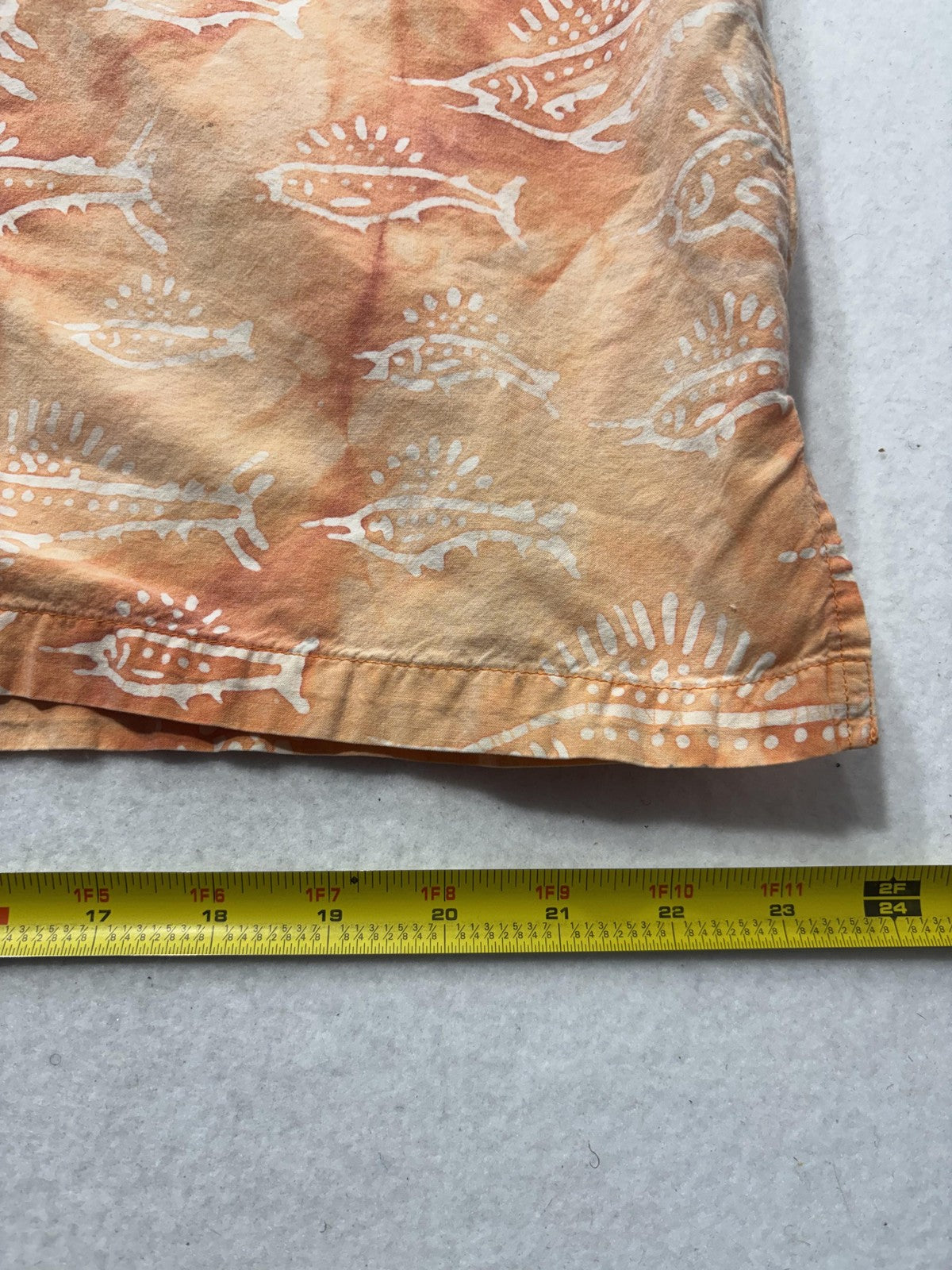Columbia Shirt Mens Large Orange Fish Print Short Sleeve Button Up Hawaiian