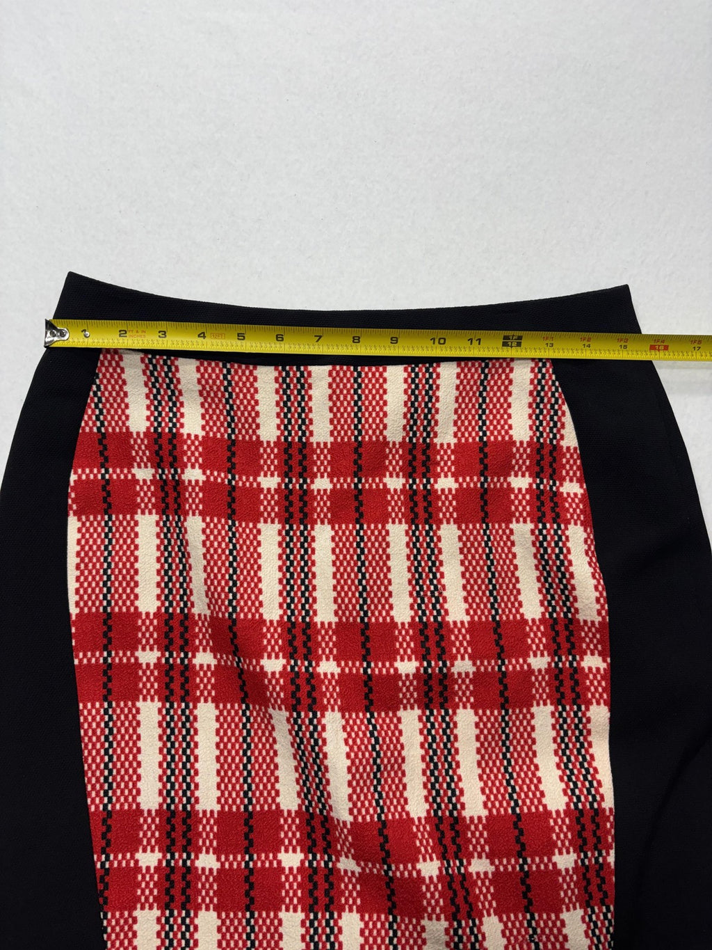 Blum & Co Skirt Womens 8 Red Plaid Black Colorblock Knee Length Pencil Work