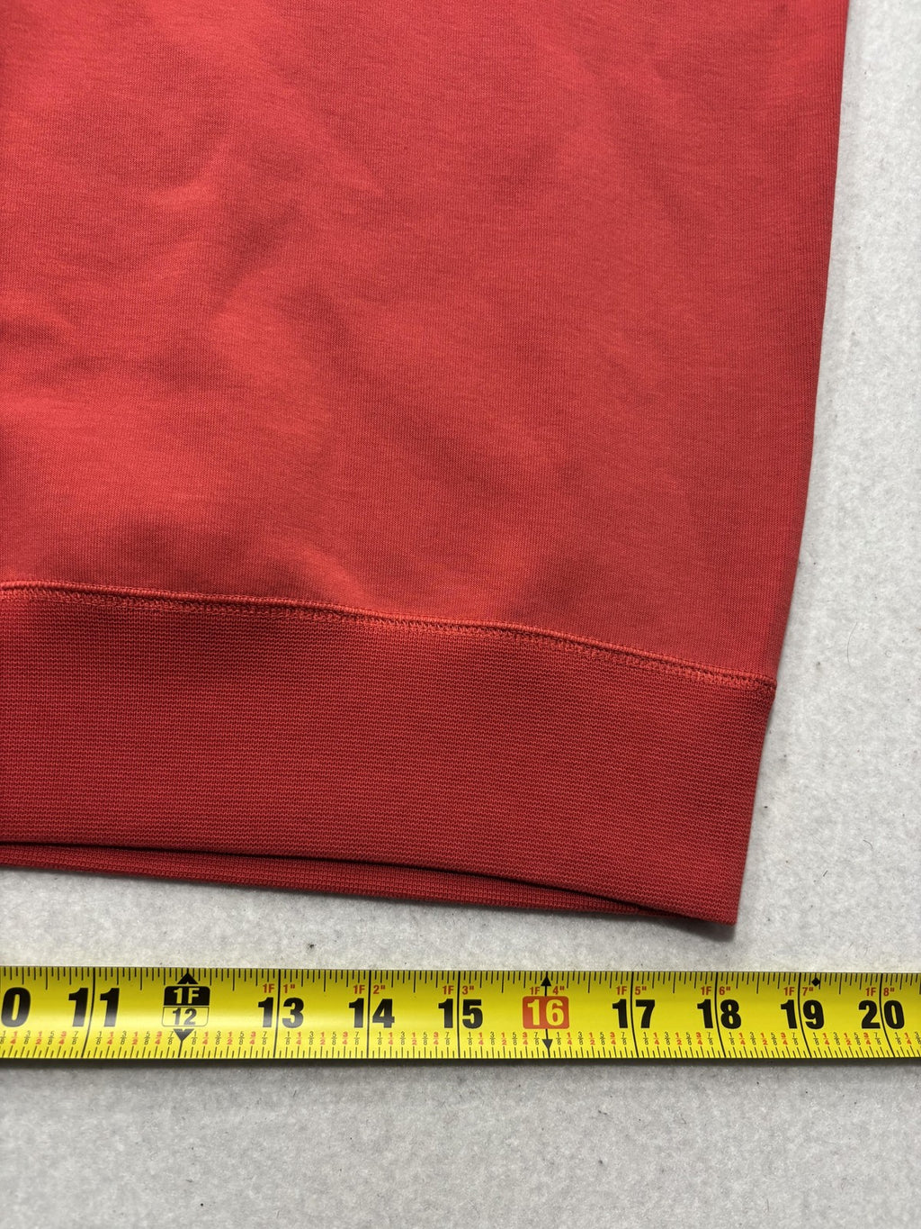 Polo Ralph Lauren Sweatshirt Mens Medium Red Crew Neck Logo Pullover Embossed