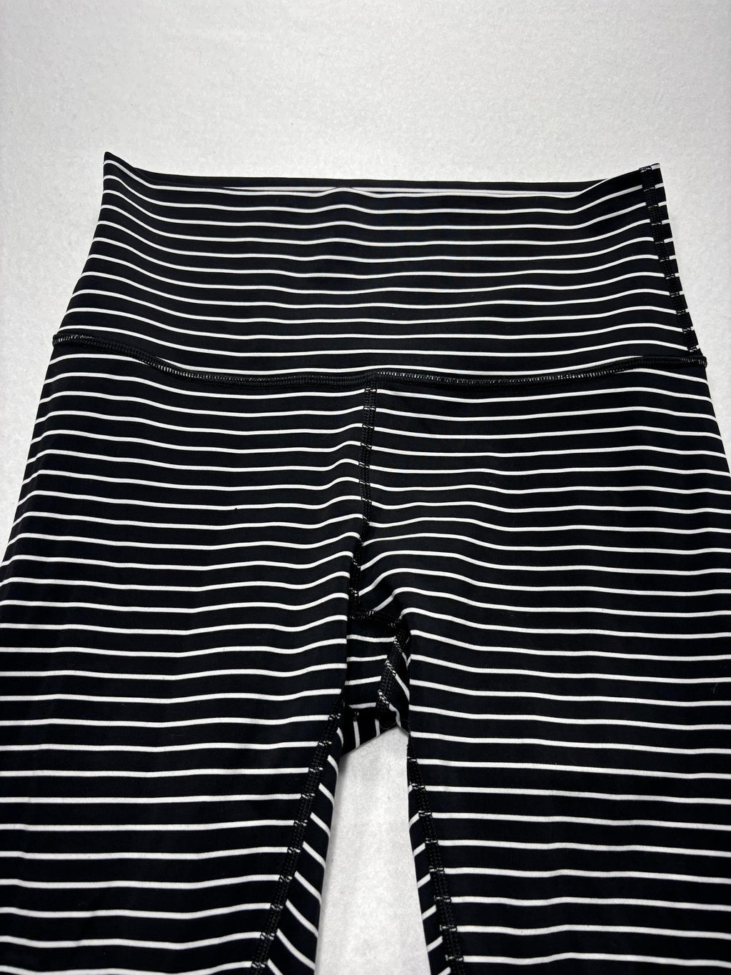 Lululemon Leggings Womens Small Black Stripe High Rise 25" Inseam Stretch Ankle