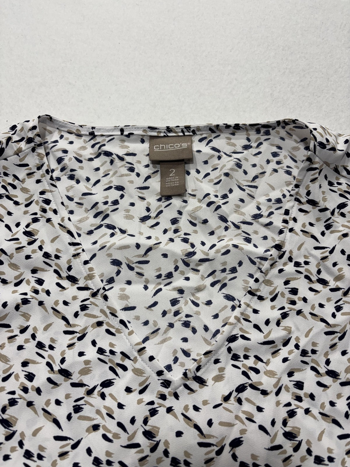 Chico's Blouse Womens 2 White Floral V Neck 3/4 Bell Sleeve Lightweight Tunic