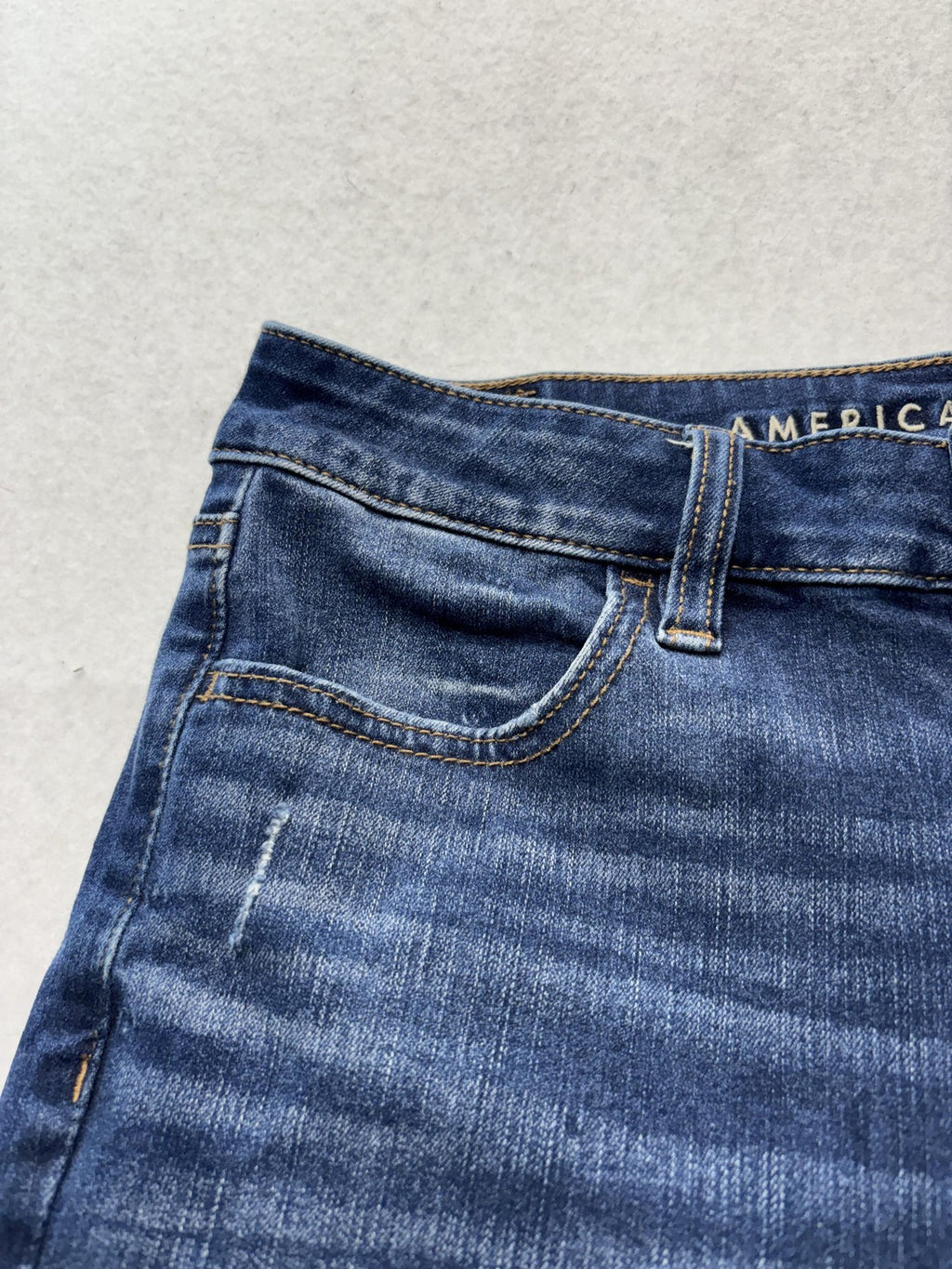 American Eagle High Rise Jegging Jeans Womens 8 Medium Wash Distressed 30x24.5