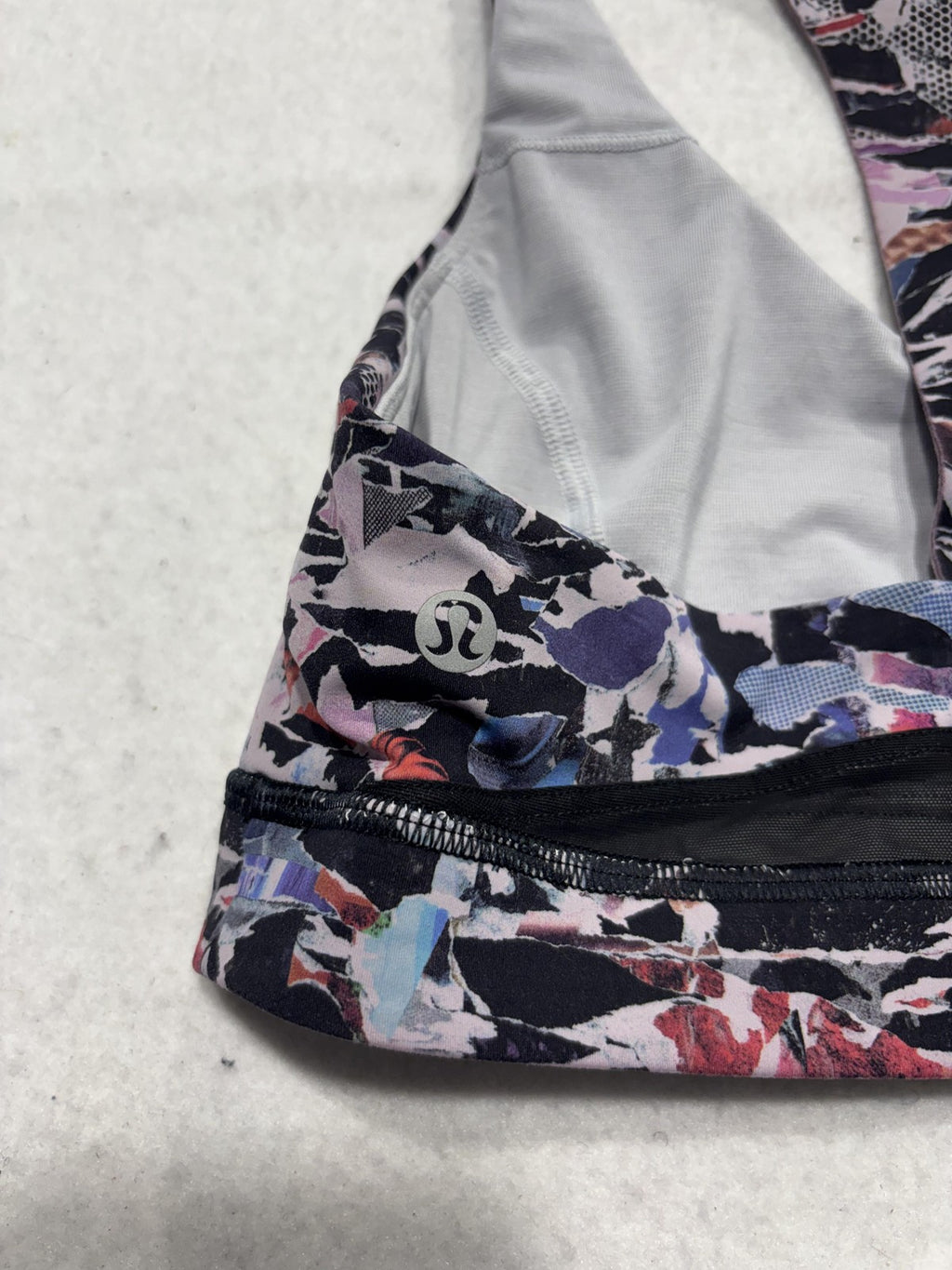 Lululemon Sports Bra Womens 8 Multicolor Racerback Zip Pocket Yoga Athletic