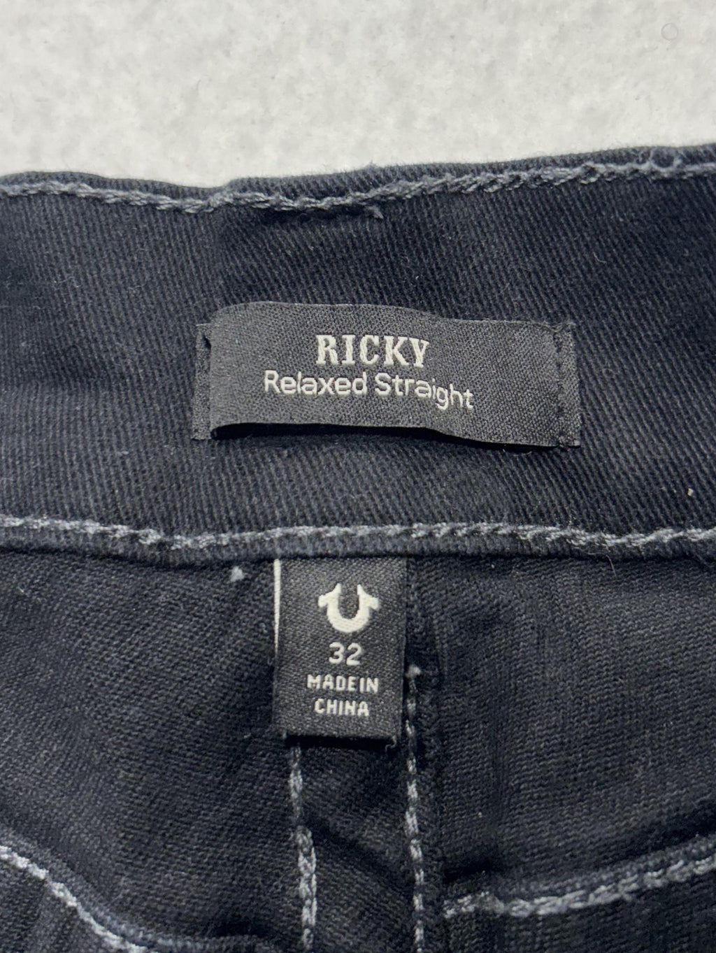 True Religion Ricky Relaxed Straight Jeans Mens 32x32 Black Dark Wash Stretch