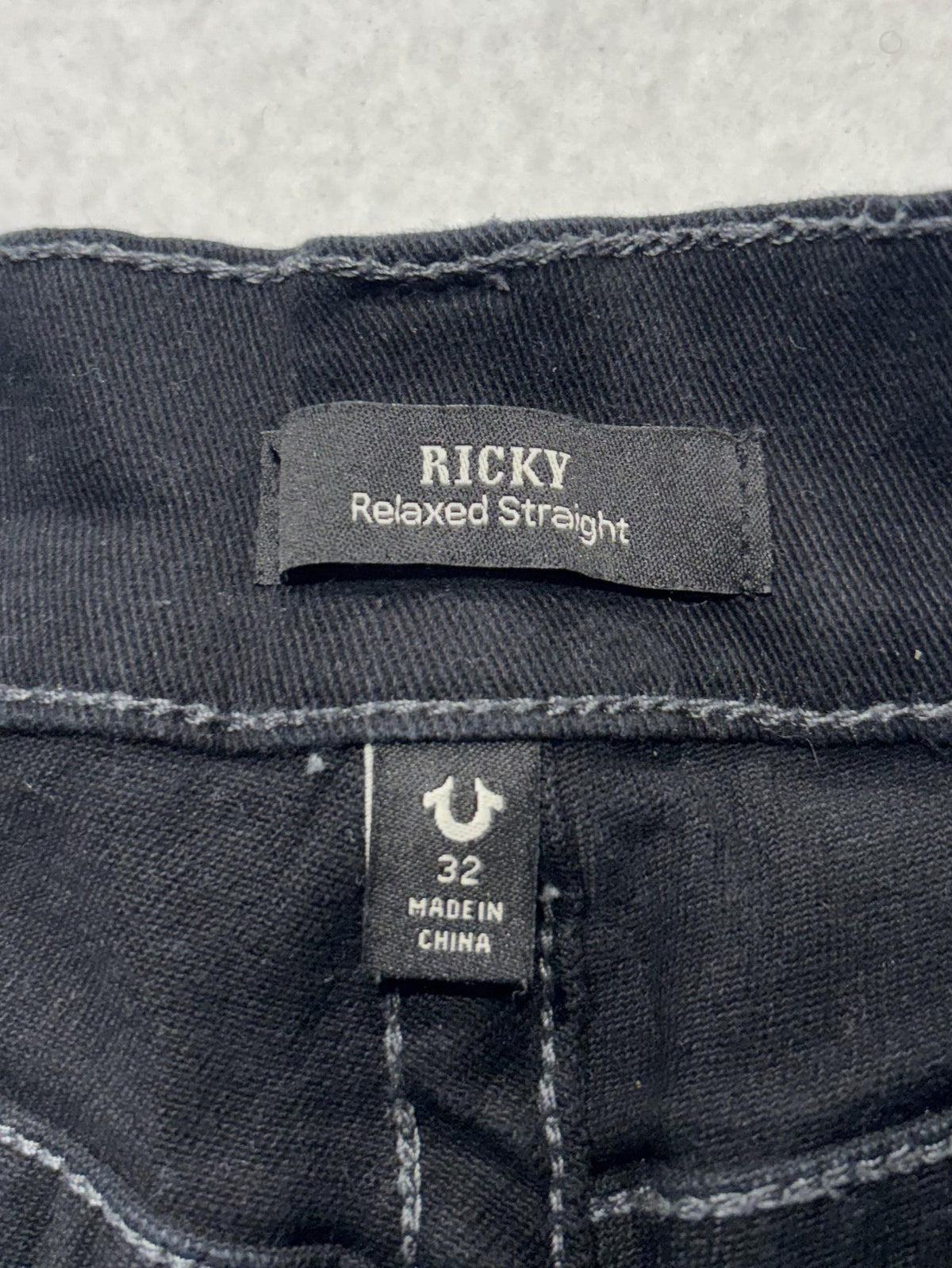 True Religion Ricky Relaxed Straight Jeans Mens 32x32 Black Dark Wash Stretch