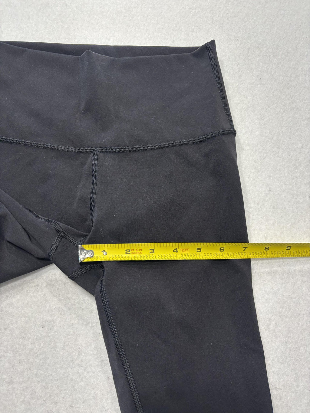 Lululemon Leggings Womens 4 Black High Rise 23" Inseam Cropped Yoga Stretch